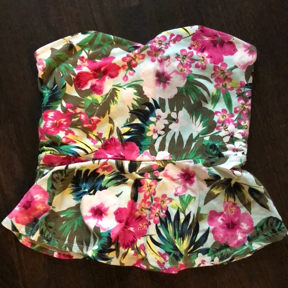 Express Tops - Express floral tank Large